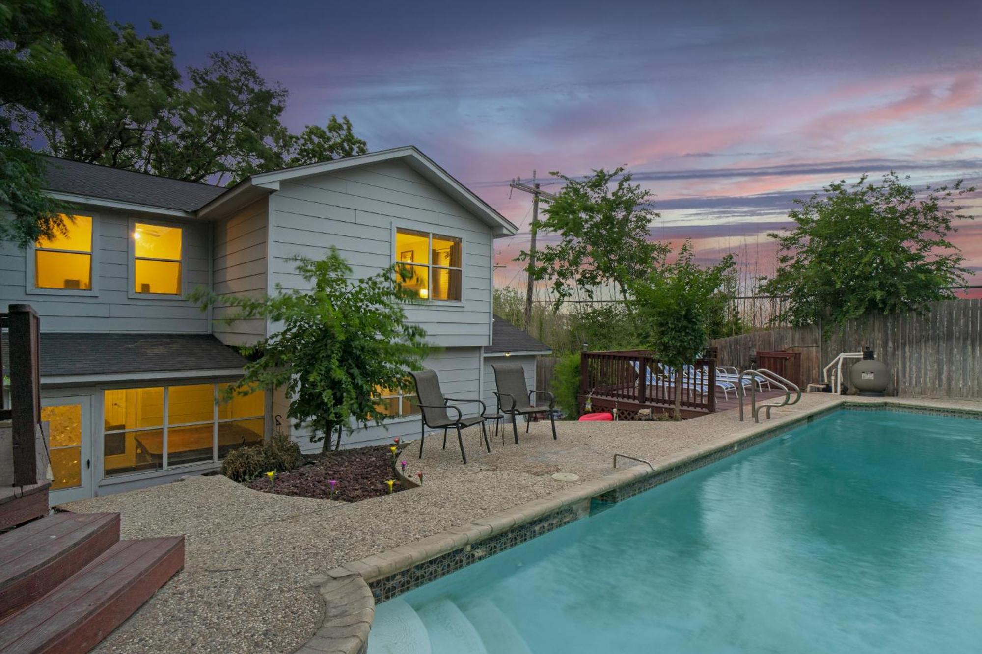 Bamboo Oasis-Relaxing Hot Tub-Family Time Villa San Antonio Exterior photo