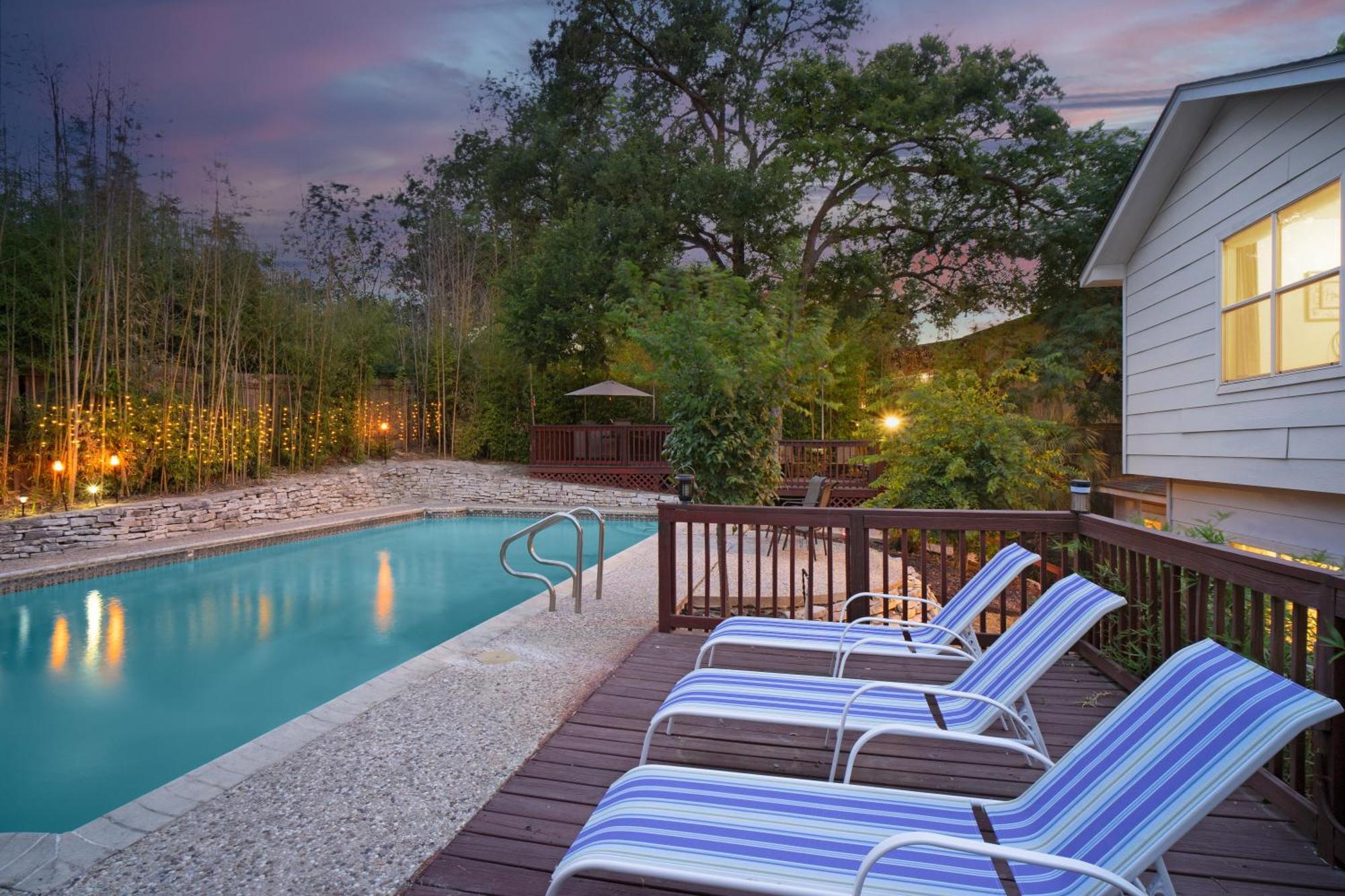 Bamboo Oasis-Relaxing Hot Tub-Family Time Villa San Antonio Exterior photo
