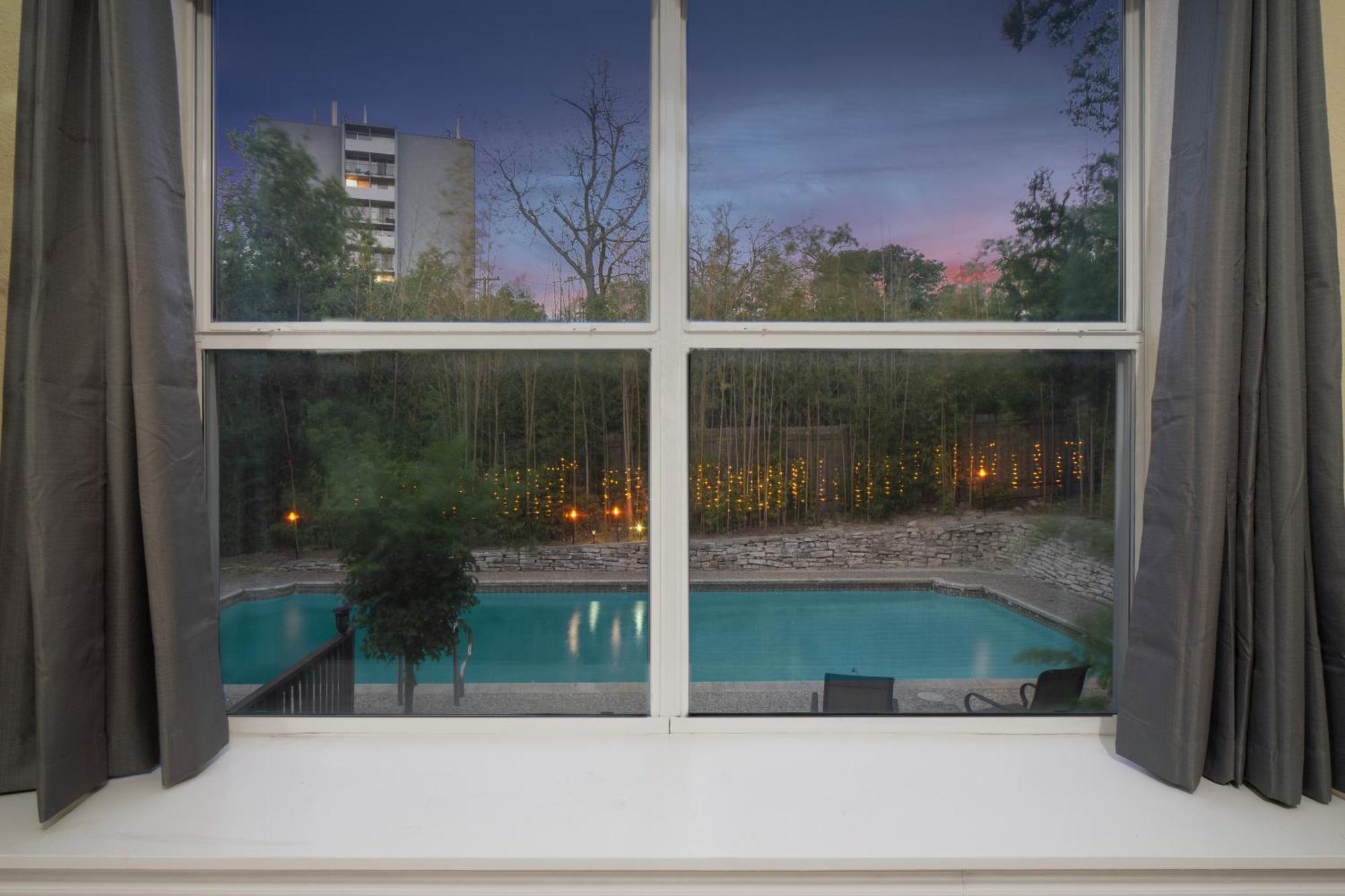 Bamboo Oasis-Relaxing Hot Tub-Family Time Villa San Antonio Exterior photo